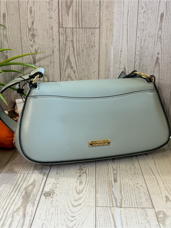 Nine West Handbags - Nine West Mint Leather Shoulder Bag
